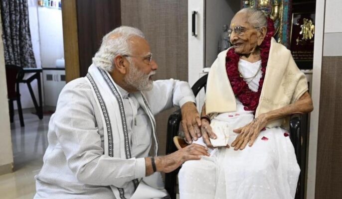pm modi hira ben