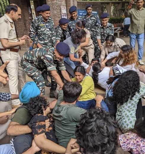 delhi university girls